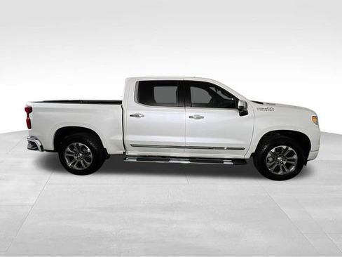 Used 2024 Chevrolet Silverado 1500 High Country w/ Z71 Off-Road Package image 17