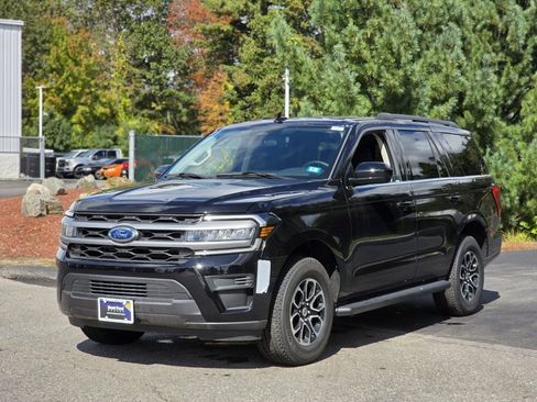 Used 2024 Ford Expedition XL image 4