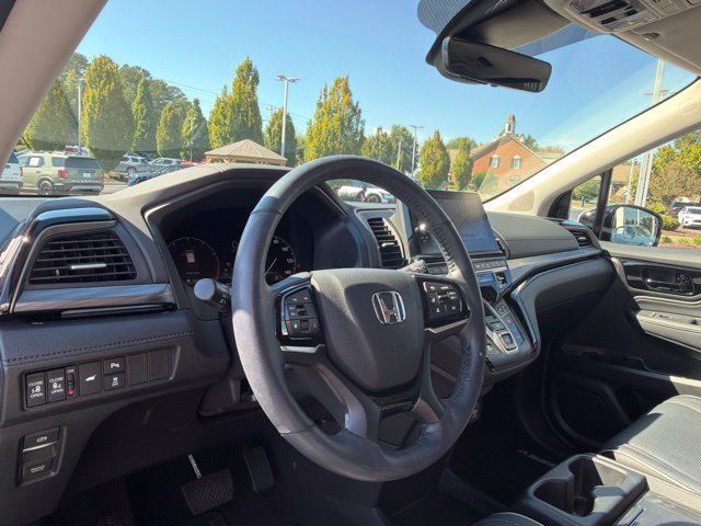 Used 2025 Honda Odyssey Elite image 13