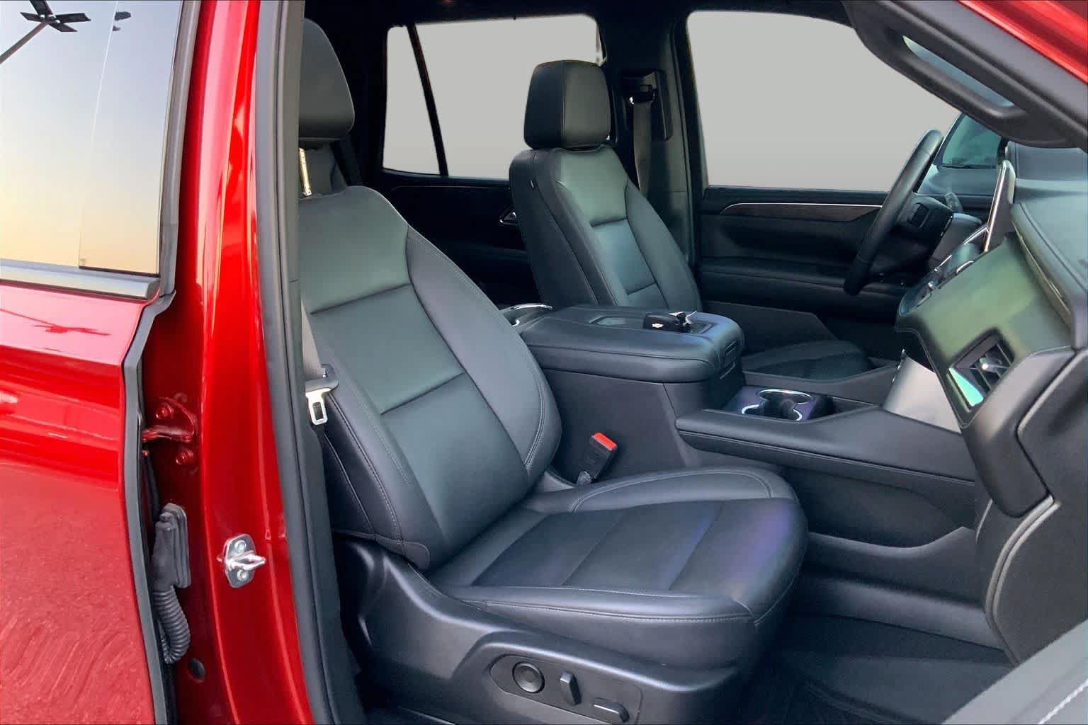 Used 2023 Chevrolet Tahoe Z71 AWD/4WD image 9