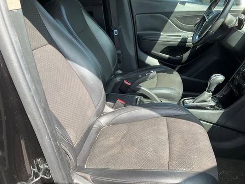 Used 2018 Buick Encore Preferred image 8