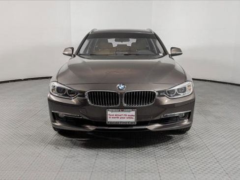 Used 2015 BMW 328i xDrive Wagon image 12