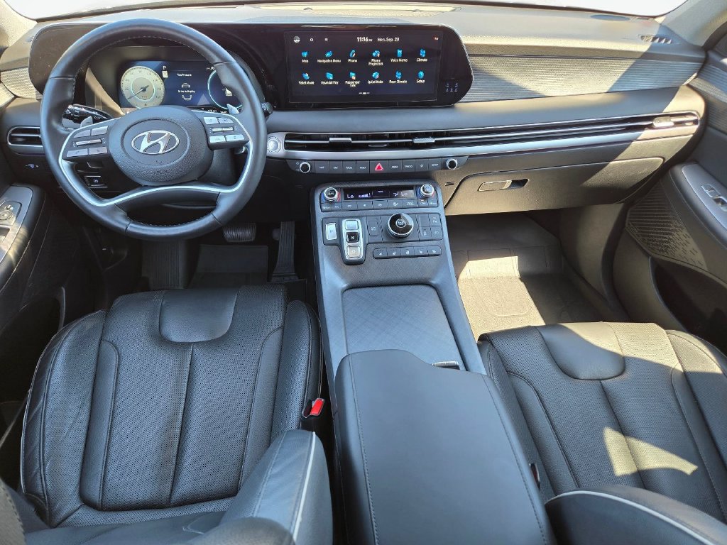 Certified 2024 Hyundai Palisade Limited FWD image 21