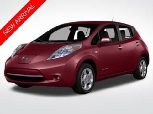 Used 2014 Nissan Leaf SV w/ LED & Quick Charge Package FWD image 1
