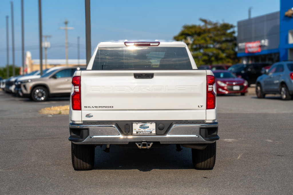 Used 2023 Chevrolet Silverado 1500 LT AWD/4WD image 6