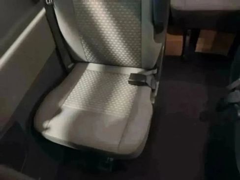 Used 2024 Ford Transit 350 XLT image 33