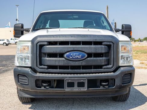 Used 2015 Ford F250 XL w/ Power Equipment Group RWD image 2