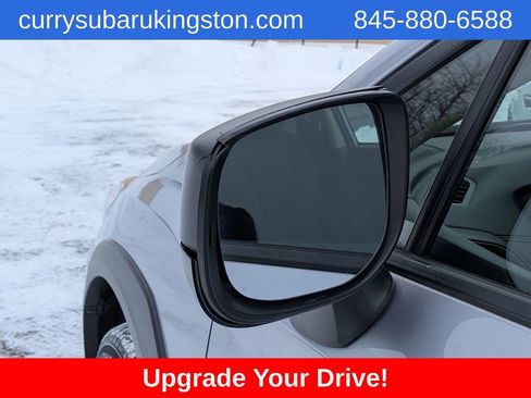 Used 2021 Subaru Crosstrek 2.0i image 11