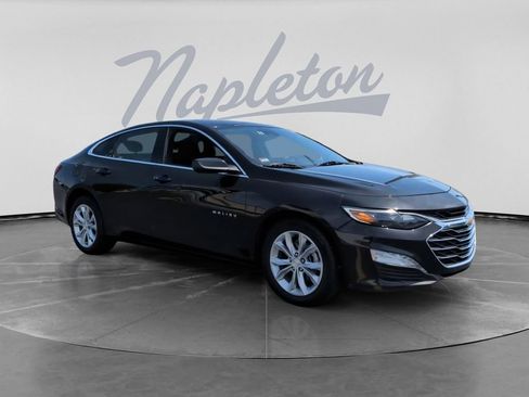 Used 2024 Chevrolet Malibu LT FWD image 3