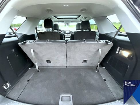 Used 2023 Ford Explorer XLT w/ Equipment Group 202A AWD/4WD image 25