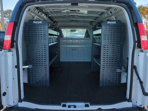 Used 2025 Chevrolet Express 2500 w/ Driver Convenience Package image 13