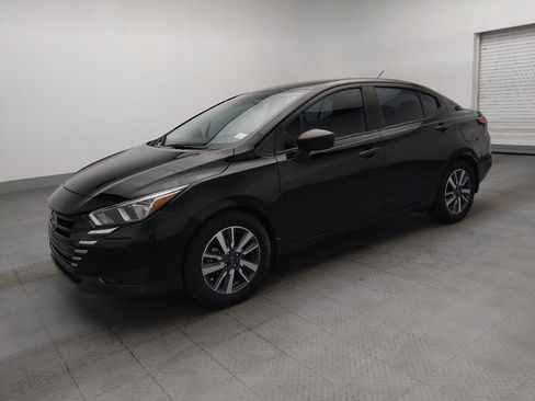 Used 2024 Nissan Versa S w/ S Plus Package FWD image 2