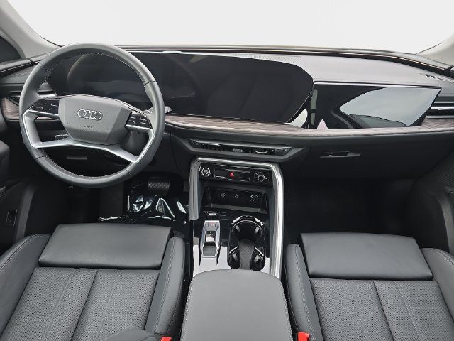 Used 2025 Audi Q5 Premium Plus w/ Premium Plus AWD/4WD image 10