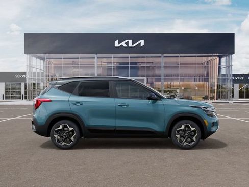 Used 2025 Kia Seltos S AWD/4WD image 7