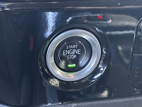 Used 2023 Chevrolet Silverado 1500 RST w/ Z71 Off-Road Package image 31