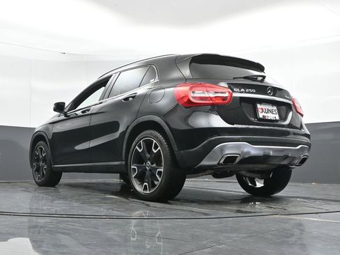 Used 2019 Mercedes-Benz GLA 250 GLA 250 image 52