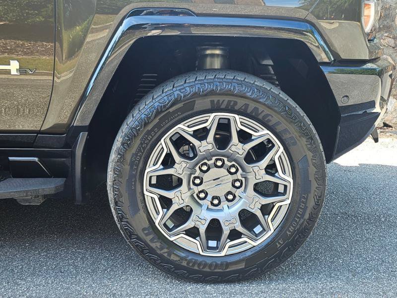Used 2025 GMC Hummer EV 3X AWD/4WD image 15