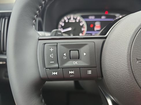 New 2025 Nissan Pathfinder SL w/ Cargo Package image 18