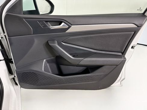 Used 2024 Volkswagen Jetta S image 30