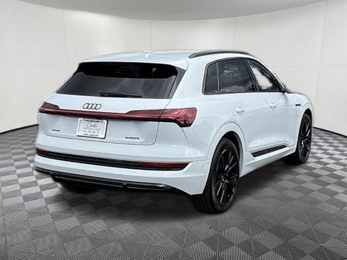 Used 2022 Audi e-tron Chronos AWD/4WD image 6