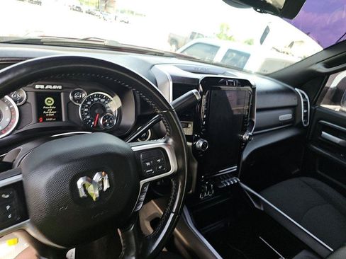 Used 2022 RAM 2500 Big Horn w/ Night Edition AWD/4WD image 11