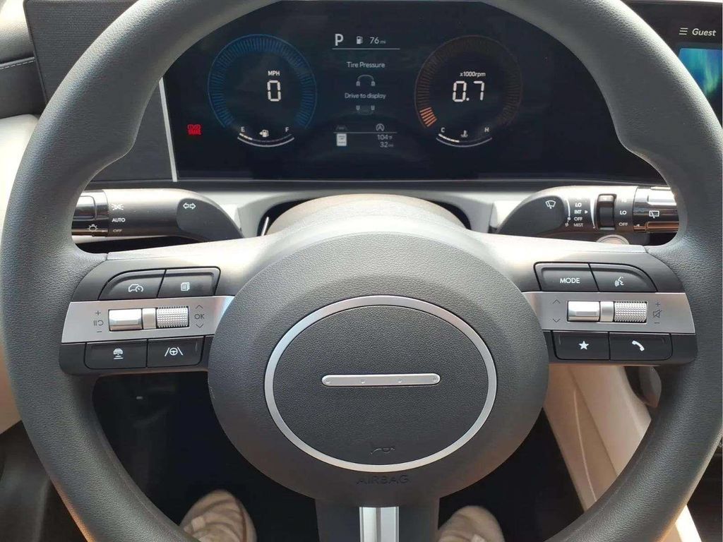 New 2026 Hyundai Tucson SE FWD image 10