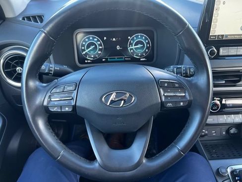 Used 2022 Hyundai Kona Limited AWD/4WD image 10