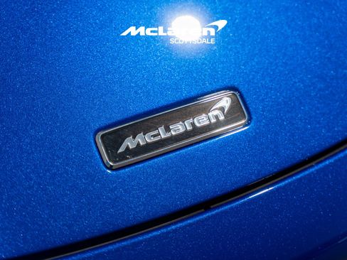 Used 2024 McLaren 750S Spider RWD image 19