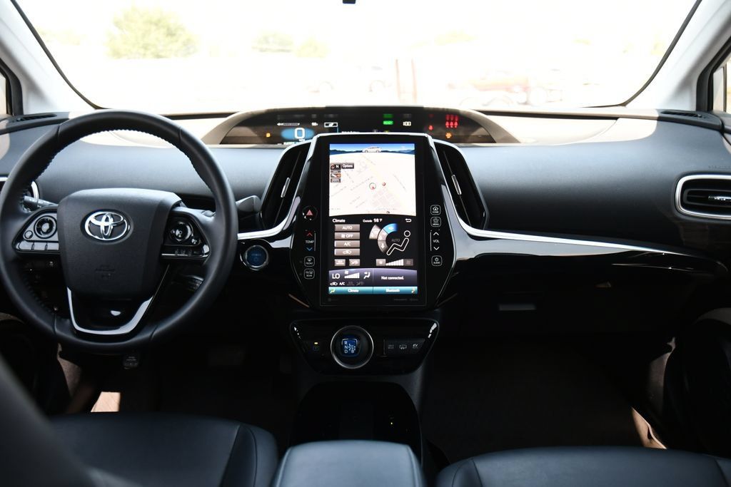 Used 2021 Toyota Prius Prime XLE FWD image 23