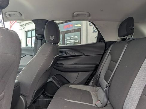 Used 2021 Chevrolet TrailBlazer LT w/ Driver Confidence Package AWD/4WD image 14