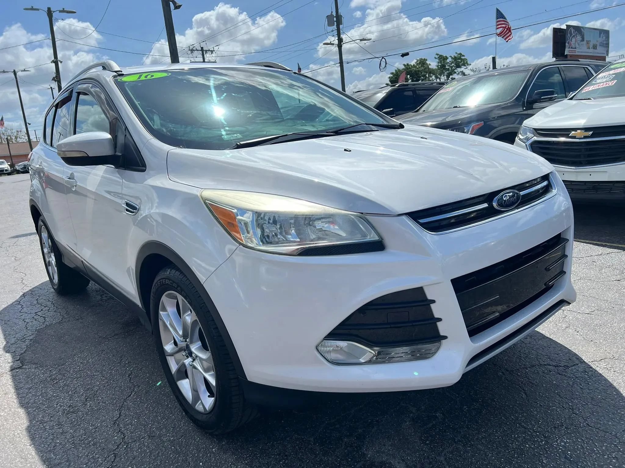 Used 2016 Ford Escape Titanium AWD/4WD image 4