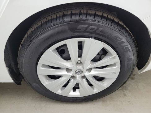 Used 2024 Nissan Sentra S FWD image 31