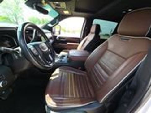 Used 2024 GMC Sierra 2500 Denali Ultimate image 7