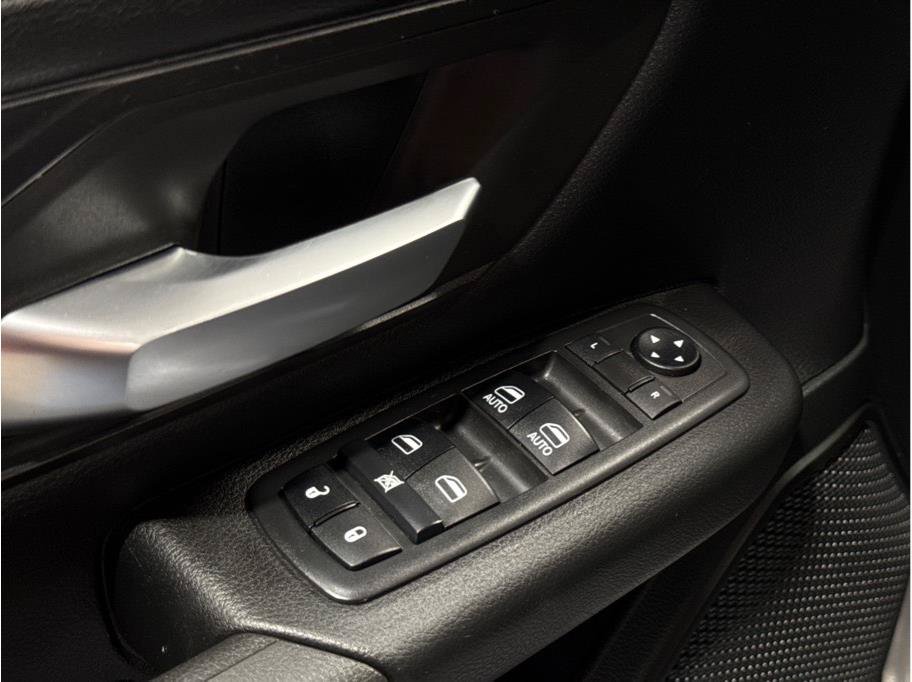Used 2019 RAM 1500 Tradesman RWD image 12