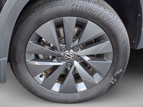 Certified 2023 Volkswagen Taos S image 24