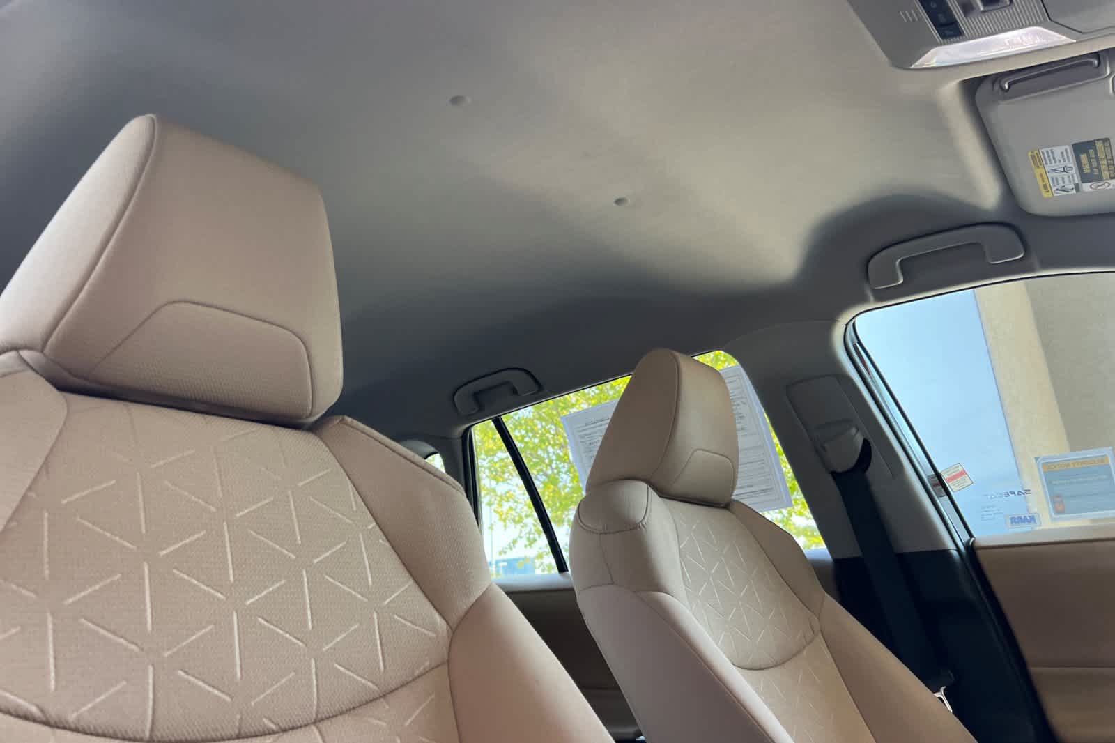 Certified 2022 Toyota RAV4 XLE AWD/4WD image 18