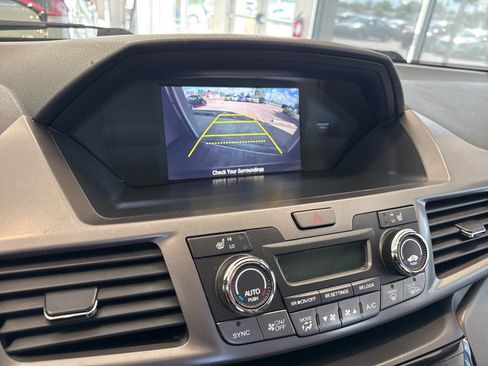 Used 2016 Honda Odyssey EX-L image 34