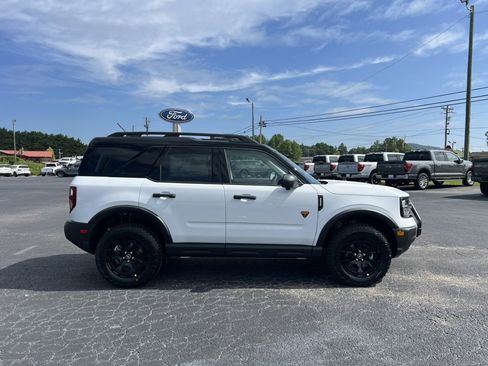 New 2025 Ford Bronco Sport Badlands w/ Sasquatch Badlands Package image 4