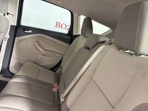 Used 2015 Ford Escape SE FWD image 13