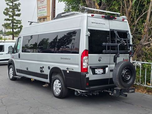 Used 2021 RAM ProMaster 3500 w/ Convenience Group FWD image 6