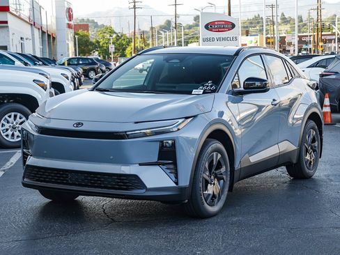 New 2026 Toyota C-HR AWD/4WD image 3