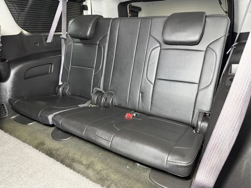 Used 2016 Chevrolet Suburban LT AWD/4WD image 18