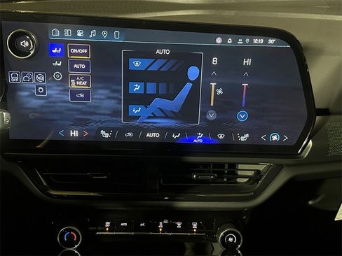 New 2026 Chevrolet Equinox EV RS image 16