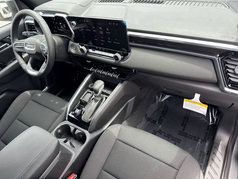 New 2026 GMC Canyon Elevation w/ LPO, Black Badging Package RWD image 27