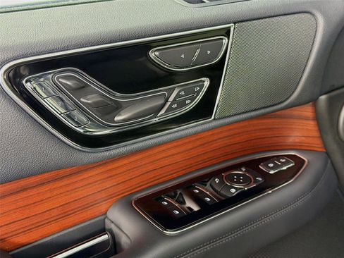 Used 2024 Lincoln Navigator Reserve AWD/4WD image 20