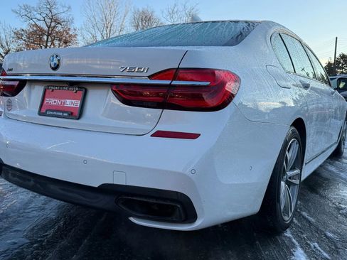 Used 2016 BMW 750i xDrive image 9