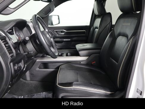 Used 2022 RAM 1500 Laramie AWD/4WD image 14