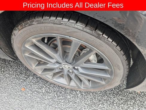 Used 2023 Toyota Camry XSE FWD image 12