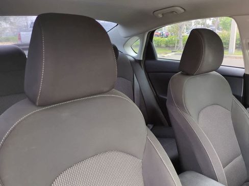 Used 2019 Kia Forte LXS image 7