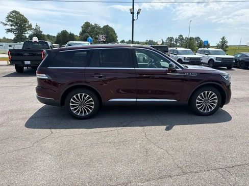 Used 2020 Lincoln Aviator Reserve w/ Elements Package Plus AWD/4WD image 17